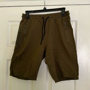 NWT MEN’s 9” Vanquish gym shorts with zipper pocket size SMALL